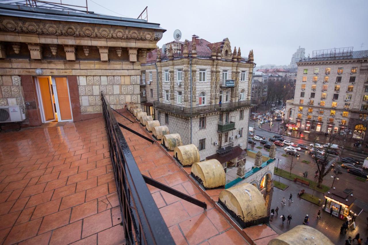 911 Apartments Khreshchatyk Kiev Esterno foto