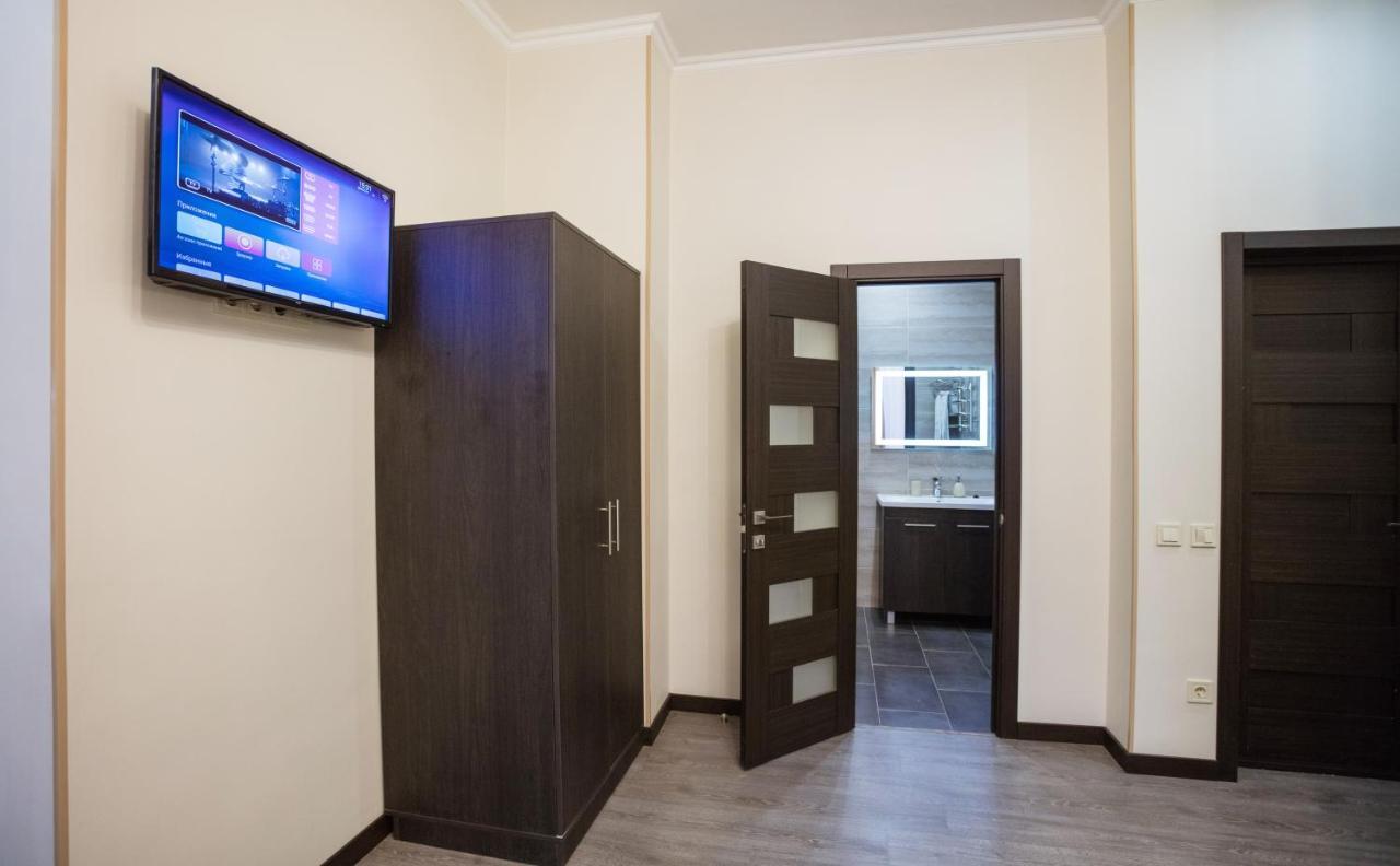 911 Apartments Khreshchatyk Kiev Esterno foto