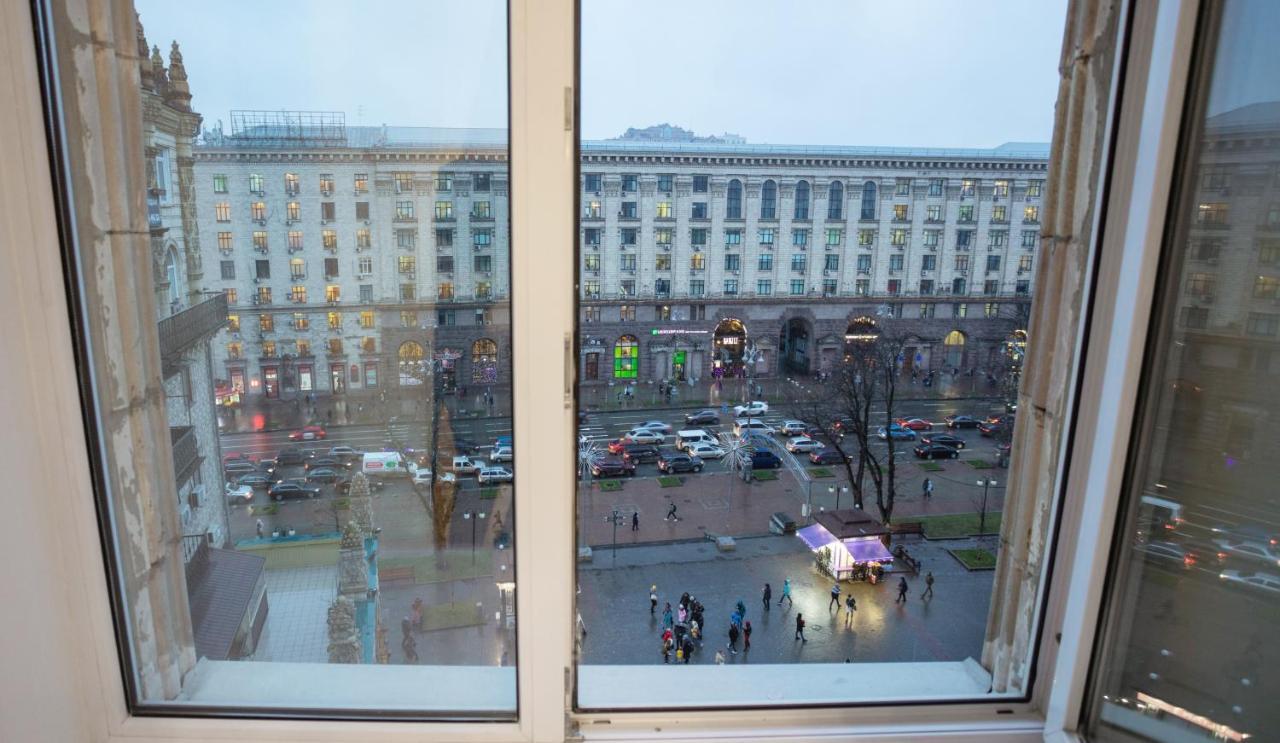 911 Apartments Khreshchatyk Kiev Esterno foto