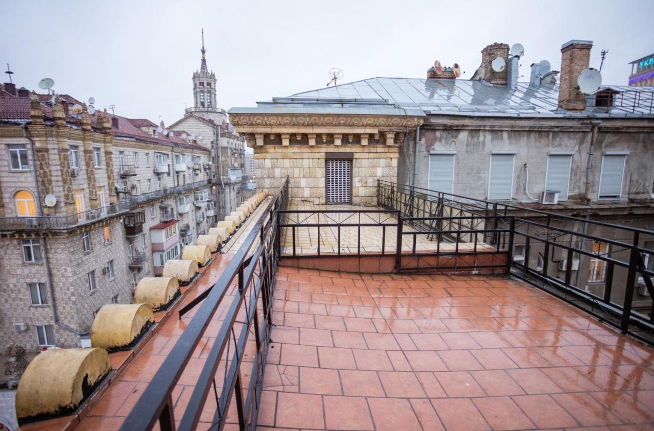 911 Apartments Khreshchatyk Kiev Esterno foto